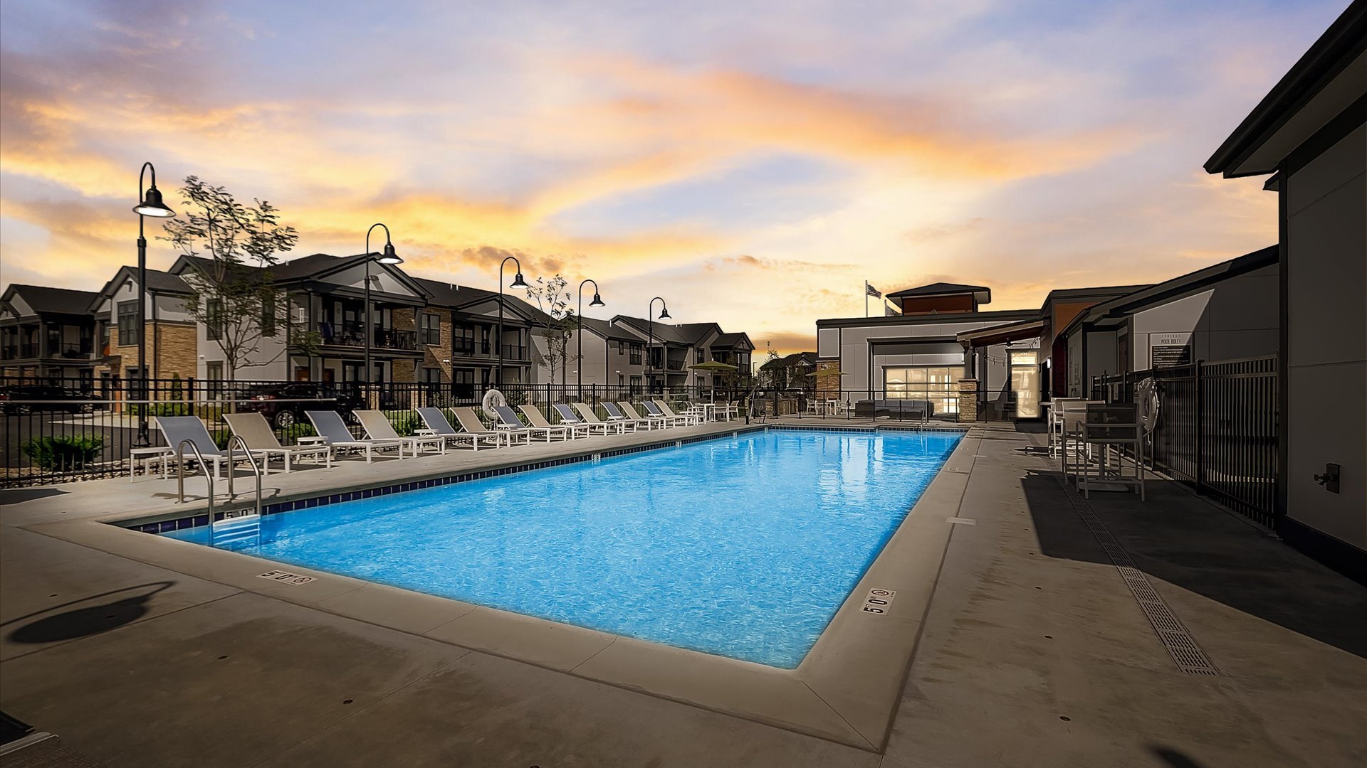 Photos of Springs at Lily Cache Creek in Bolingbrook, IL